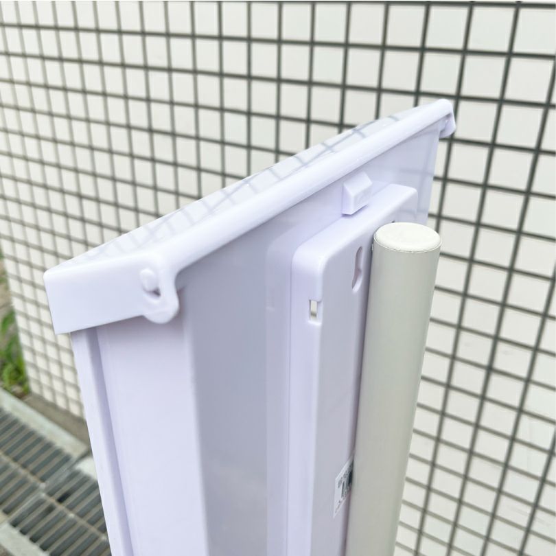 チラシホルダー